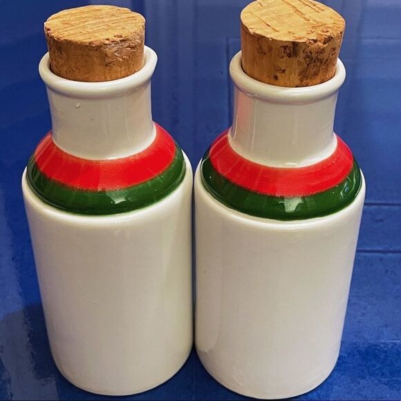 Baldelli Italy Oil & Vinegar Decanters, Cheese Shaker, & Large Vino Pitcher Jug - Picture 3 of 16